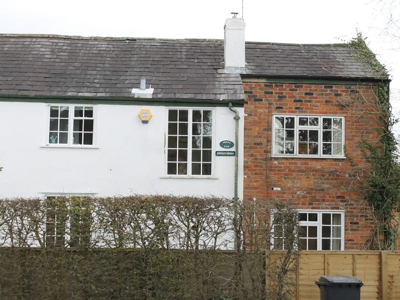 The Willows - Nursing Home in Mobberley, England photo 2