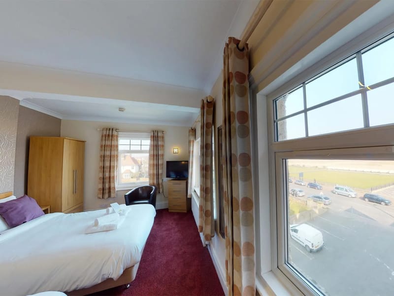 Marine View Lodge - Nursing Home in Wallasey, England photo 5