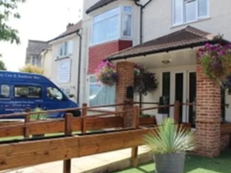 Ash Grove Care Home - Assisted Living in Bexhill On Sea, England photo 3