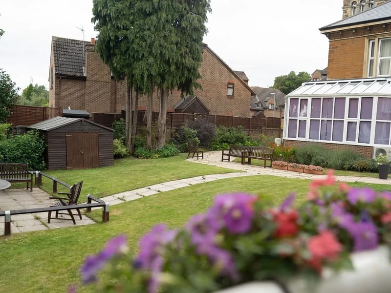Kenroyal Nursing Home - Nursing Home in Wellingborough, England photo 2