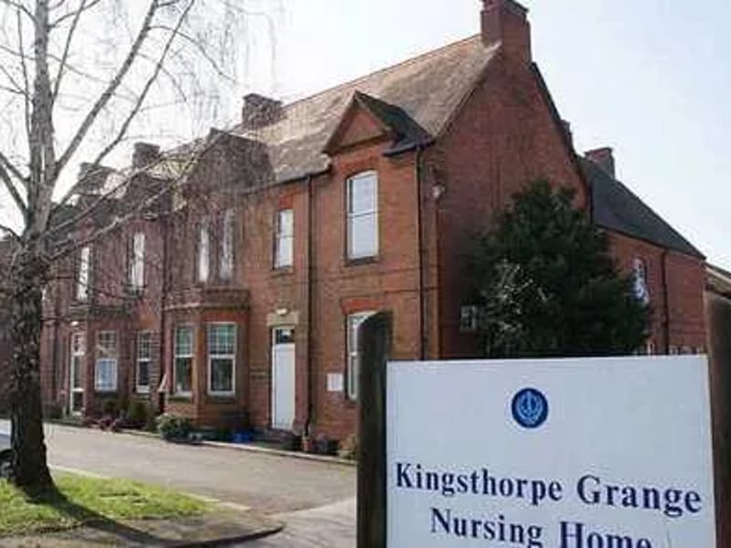 Kingsthorpe Grange - Nursing Home in Northampton, England photo 4