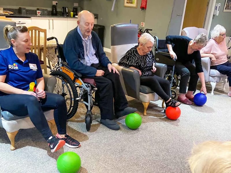 Magnolia House Residential Care Home - Nursing Home in Mansfield, England photo 5