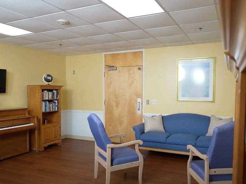 Bloomfield Nursing and Rehabilitation Center - Nursing Home in Bloomfield, NM photo 2