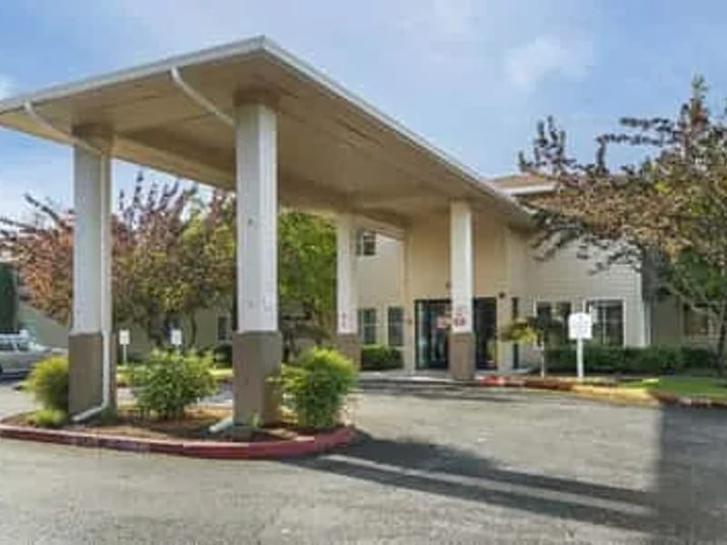 Brookdale Sun Prairie - Assisted Living in Sun Prairie, WI photo 3