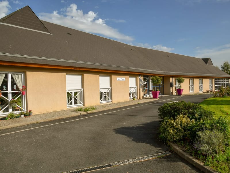Ehpad - Ch Carentan - EHPAD in CARENTAN LES MARAIS, Normandie photo 1