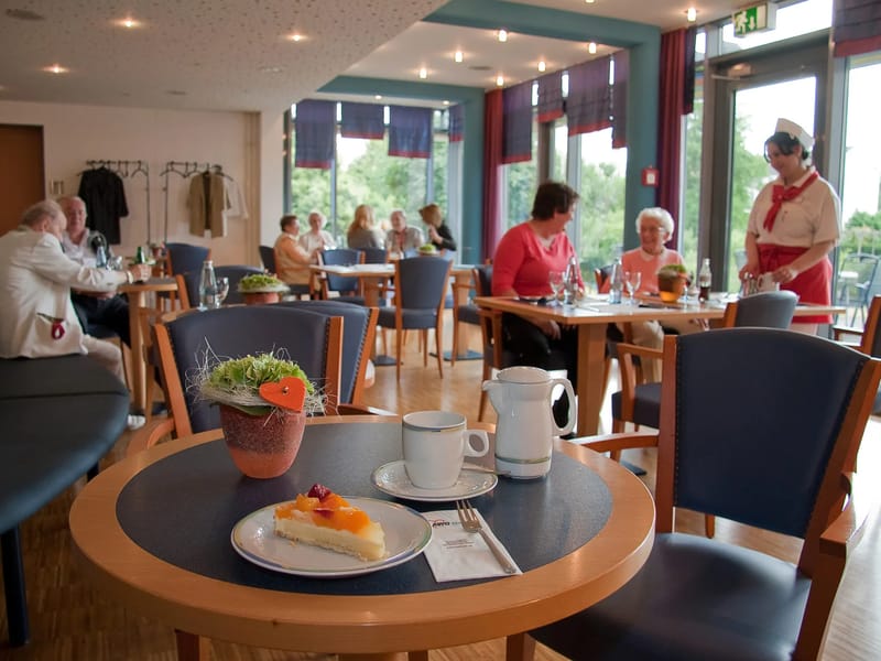 AWOcura gGmbH / Seniorenzentrum Lene Reklat - Pflegeheim in Duisburg, Nordrhein-Westfalen photo 2