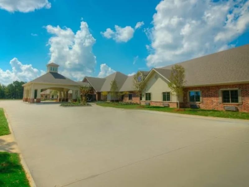 Amberwood Health and Rehabilitation - Nursing Home in Benton, AR photo 3