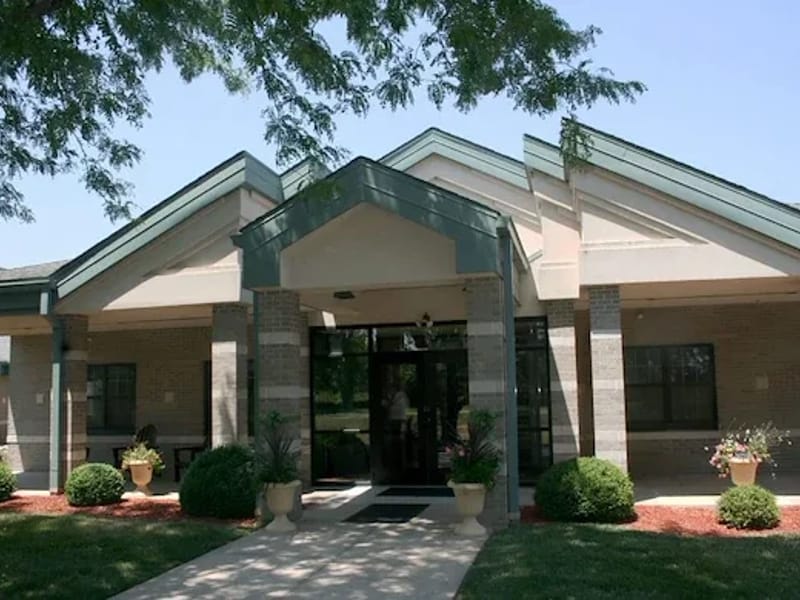 Independence Manor Care Center - Nursing Home in Independence, MO photo 2
