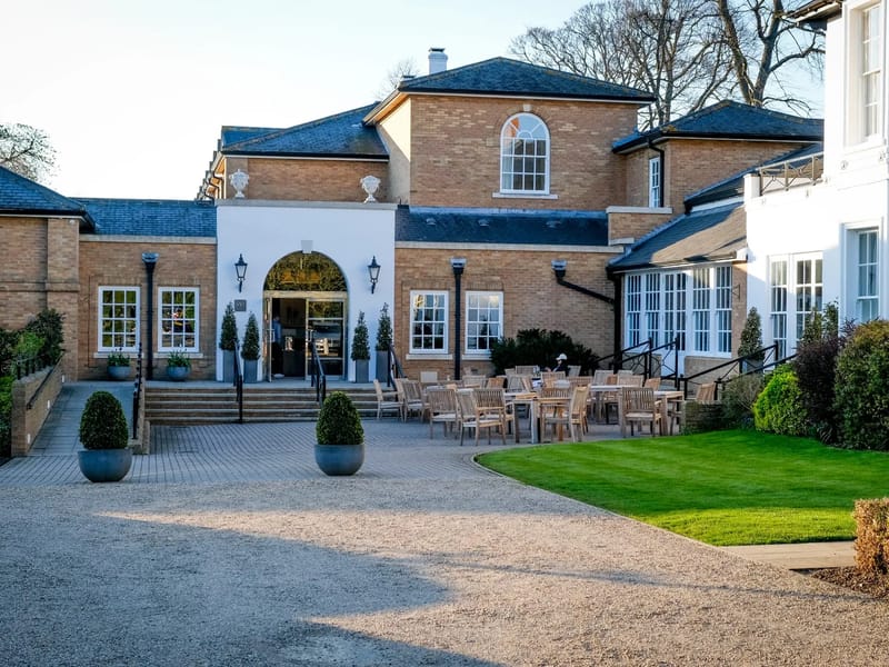 Loveys Lodge in Bedford, England photo 2