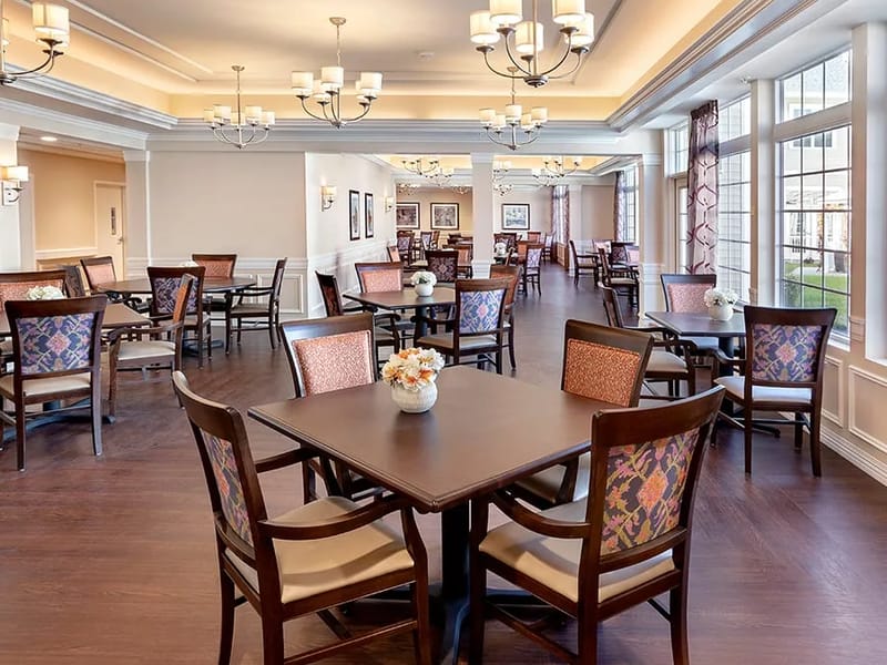 Brooklyn Pointe - Assisted Living in Brooklyn, OH photo 3
