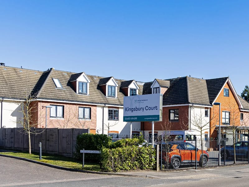 Kingsbury Court - Assisted Living in Woking, England photo 5