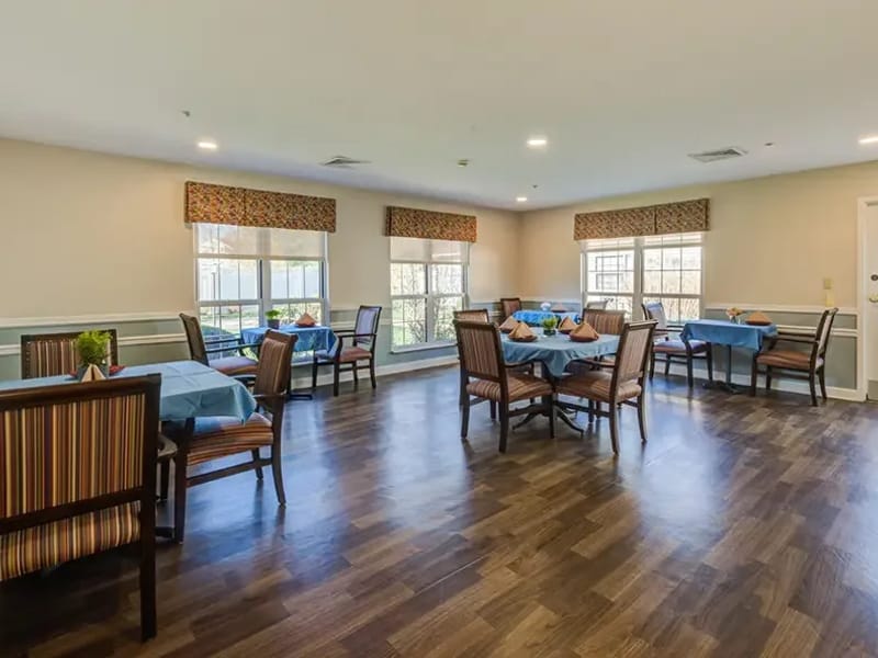 Arden Courts of Whippany - Assisted Living in Whippany, NJ photo 2