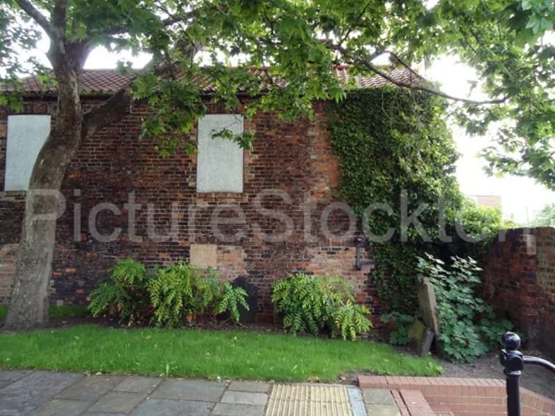 Arlyn'S Guest Home - Assisted Living in Stockton, CA photo 2