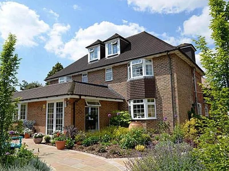 Summerlands - Assisted Living in Haywards Heath, England photo 2
