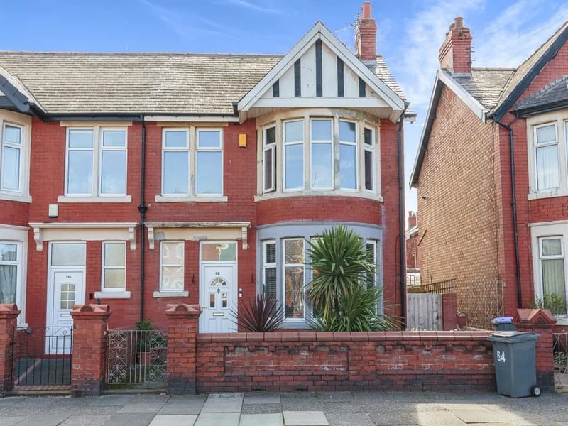 45 Watson Road - Assisted Living in Blackpool, England photo 2