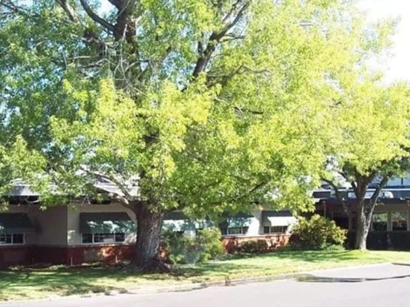 Crescent Health Care - Nursing Home in Yakima, WA photo 2