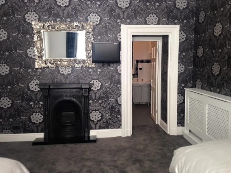 Ravenswing Manor Residential Care Home in Blackburn, England photo 1