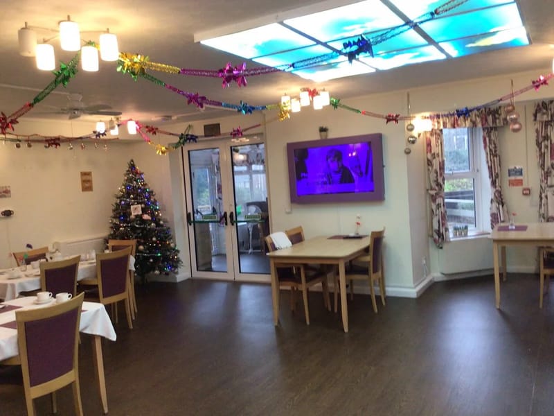 Bethune Court - Assisted Living in St Leonards On Sea, England photo 2