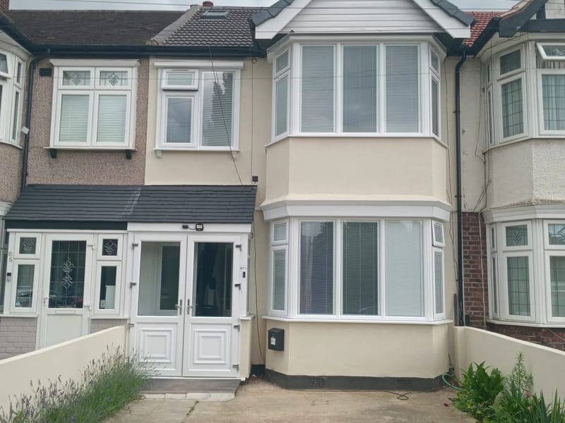 Primroses Home - Assisted Living in Romford, England photo 2