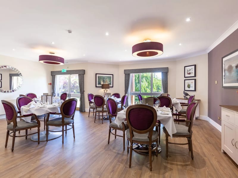 Ashby House - Assisted Living in Burton-On-Trent, England photo 3