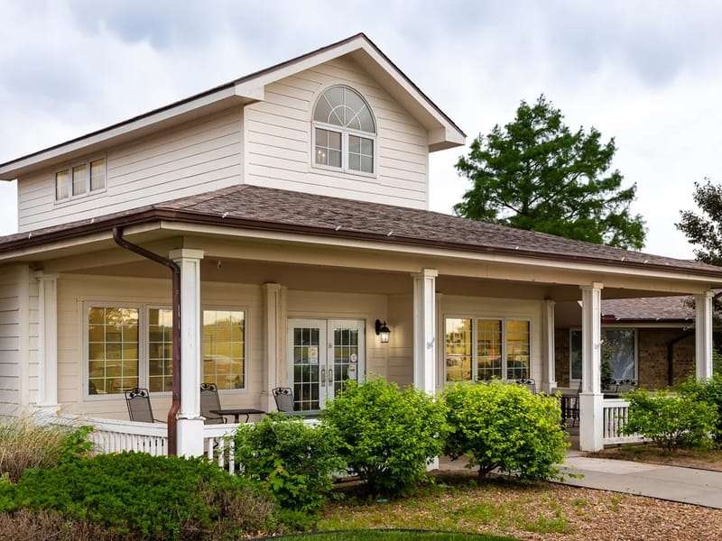 Halstead Health and Rehabilitation Center - Nursing Home in Halstead, KS photo 2