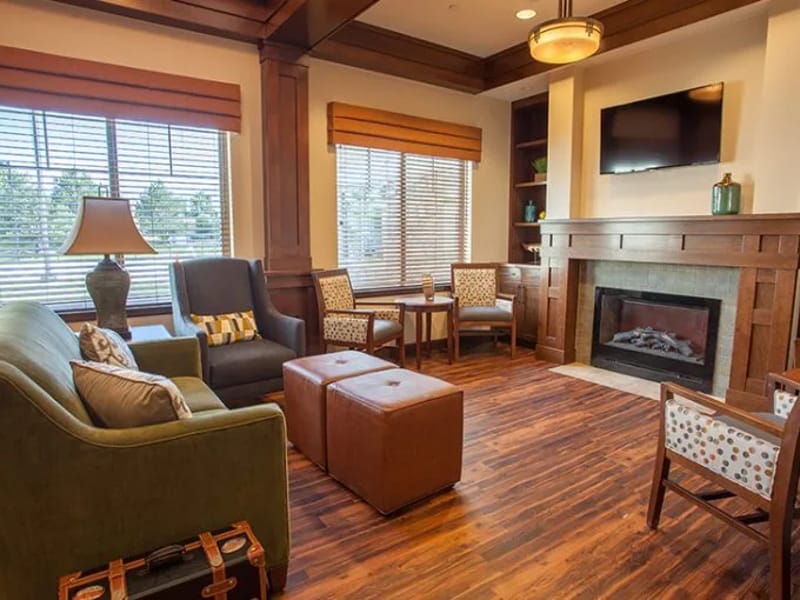 Crossroads At Lakewood - Assisted Living in Denver, CO photo 3