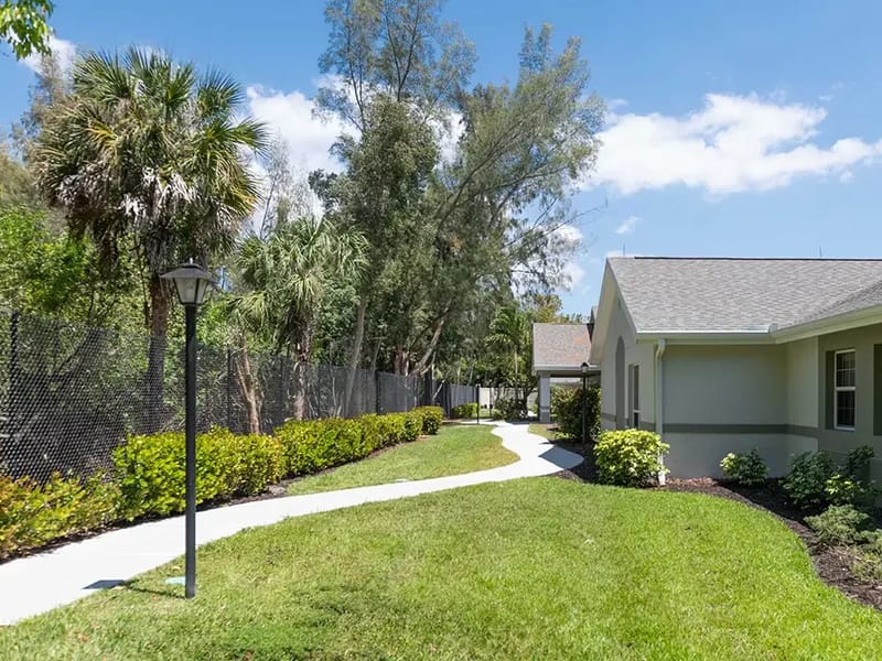 Arden Courts Of Ft Myers - Assisted Living in Fort Myers, FL photo 1