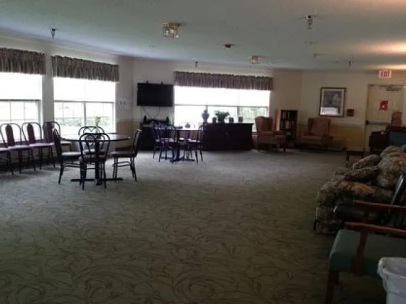 Cambridge Hills Of Pittsboro - Assisted Living in Pittsboro, NC photo 3