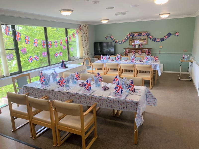 Shaw House Care Home - Nursing Home in Oldham, England photo 3