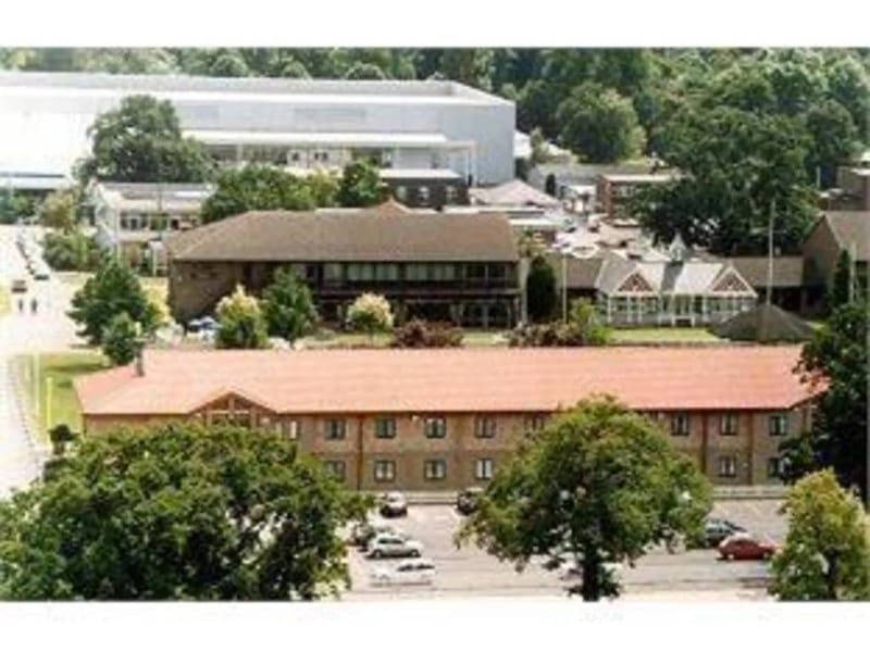 Copthorne Lodge - Assisted Living in Coventry, England photo 2