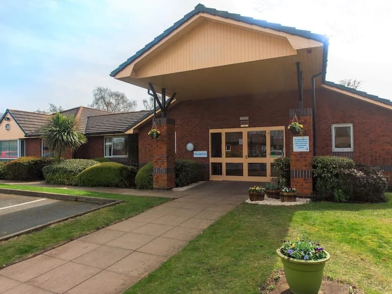 Parklands Court Care Home - Assisted Living in Walsall, England photo 3