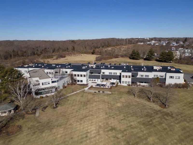Clifton Assisted Living Community - Assisted Living in Somerset, MA photo 2