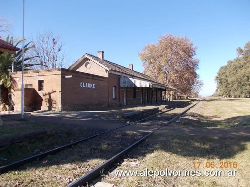 Geriatrico El Arcangel - Hogar de Ancianos in Estacion Clarke (Carrizales), Rosario photo 1