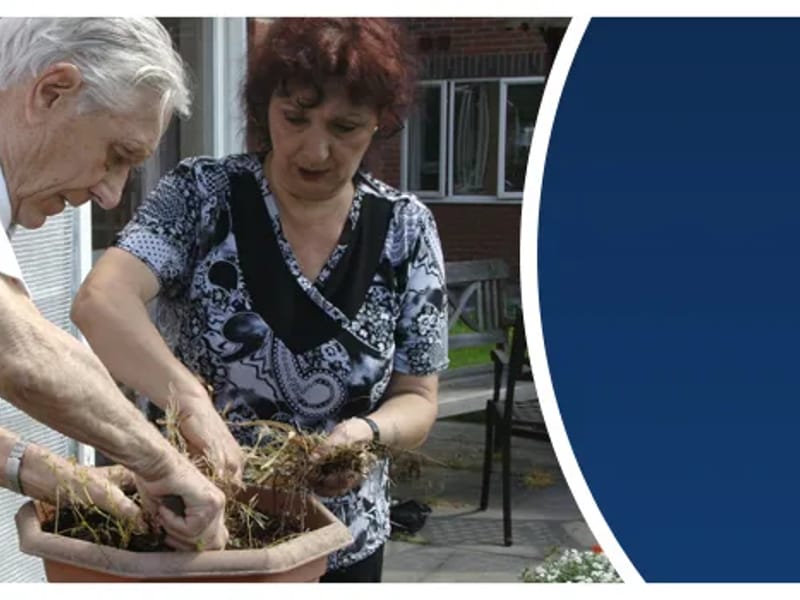 Elm Lodge Care Home - Nursing Home in Chesterfield, England photo 2