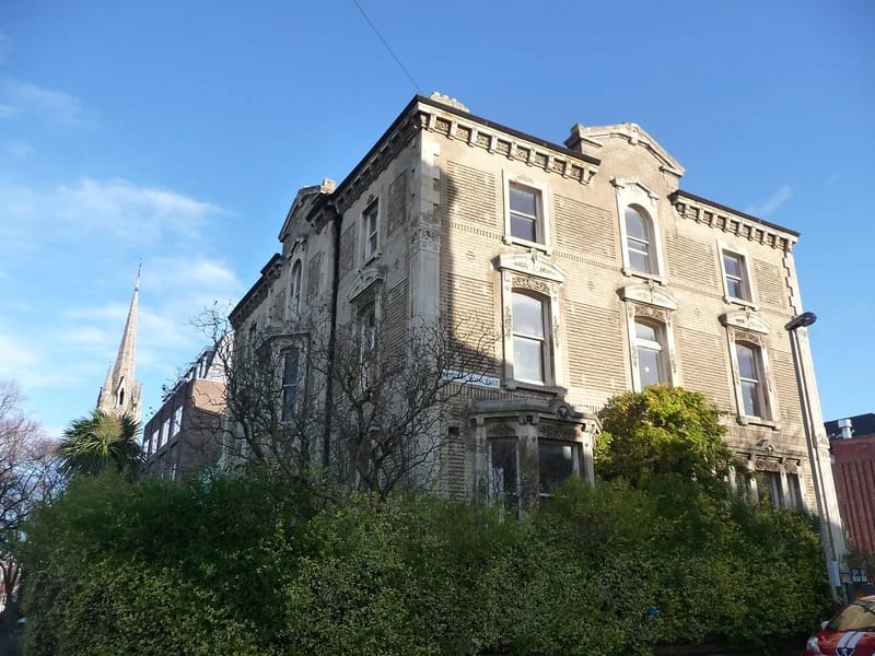 Stonesby House in Leicester, England photo 2