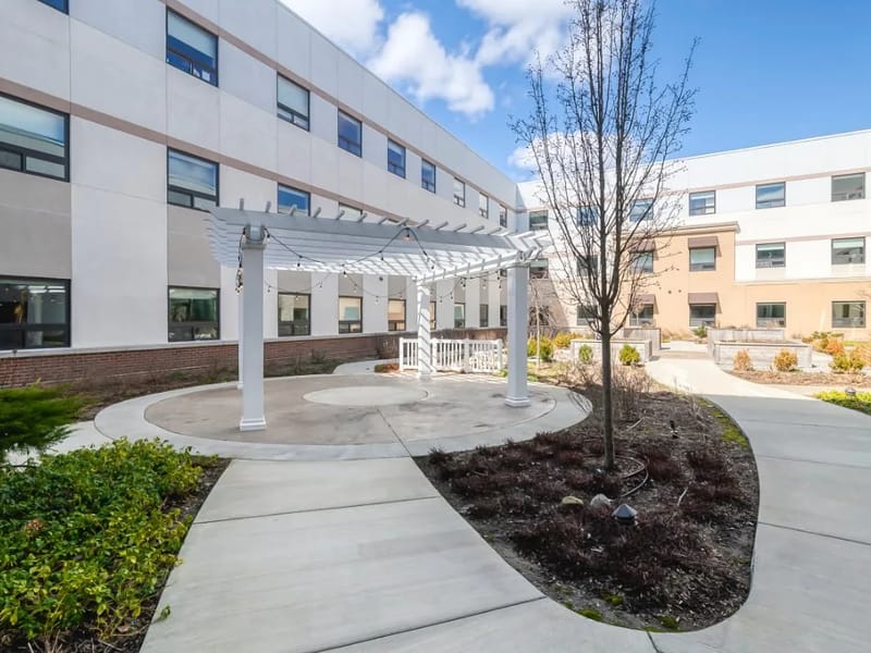 First & Main Of Lewis Center - Assisted Living in Lewis Center, OH photo 2