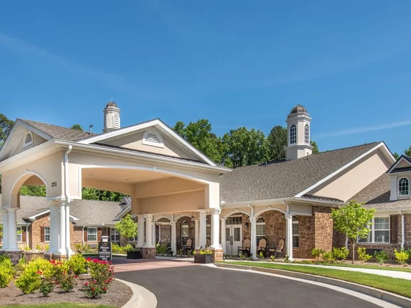 Benton House Of Decatur - Assisted Living in Decatur, GA photo 2