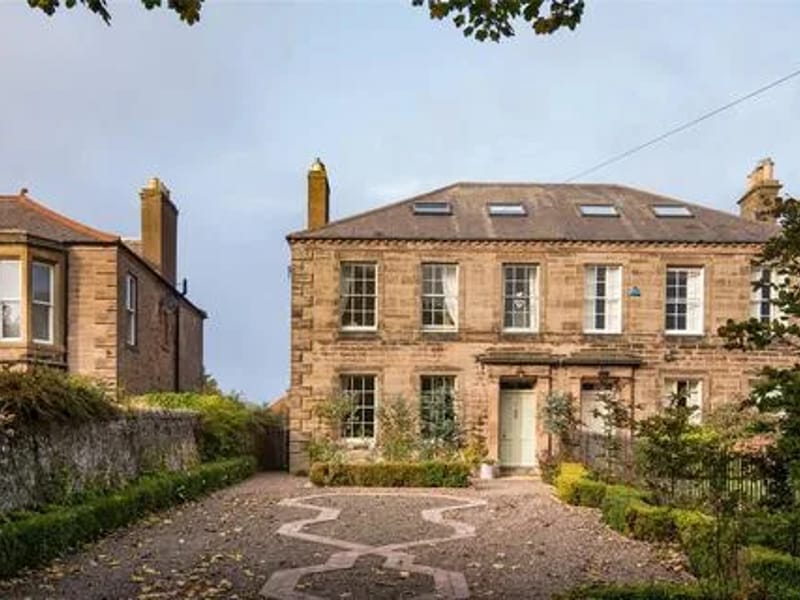 Albury House - Nursing Home in Berwick Upon Tweed, England photo 2