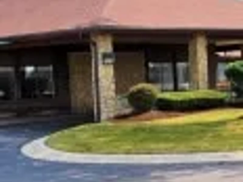 Edgewood Manor Rehabilitation  & Healthcare Center - Nursing Home in Port Clinton, OH photo 3