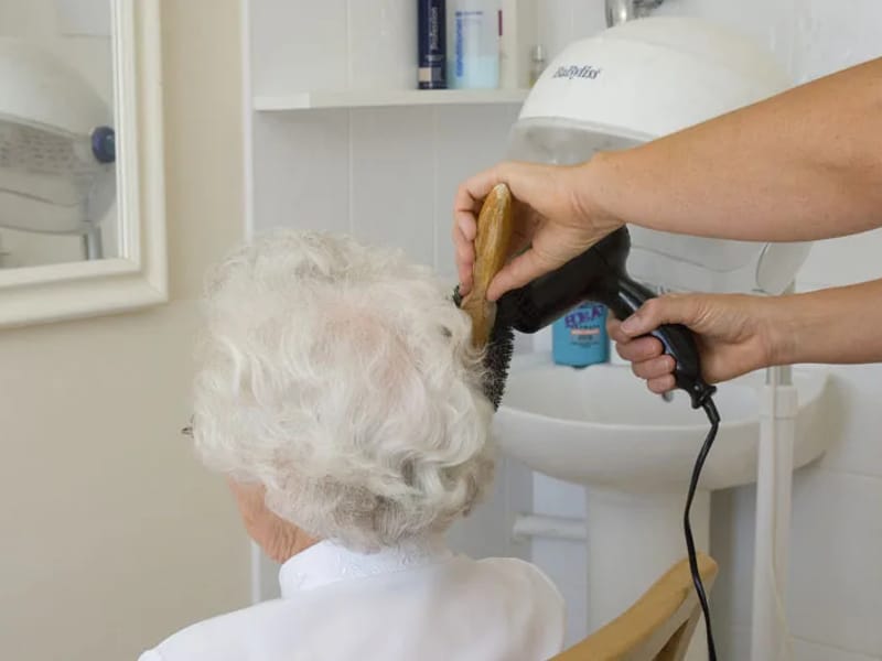 Lawnbrook Care Home in Southampton, England photo 4