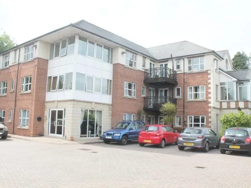 Lawnbrook Care Home in Southampton, England photo 1