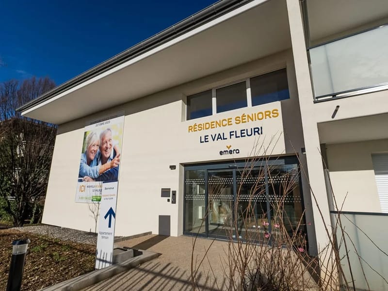 Ehpa Maisonnee Le Val Fleuri - Maison de Retraite in THONON LES BAINS, Auvergne-Rhône-Alpes photo 2