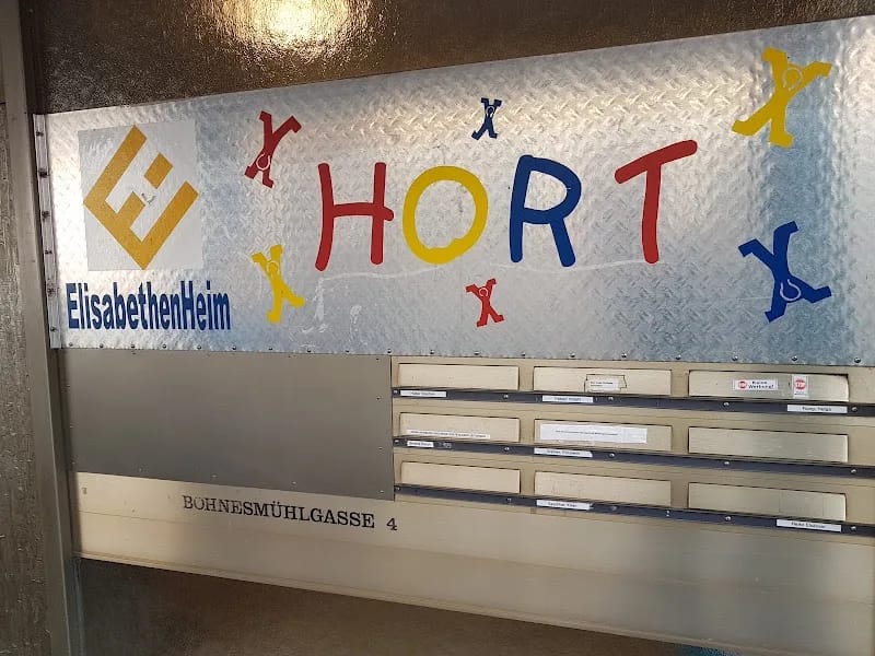 Elisabethenheim in Würzburg, Bayern photo 3