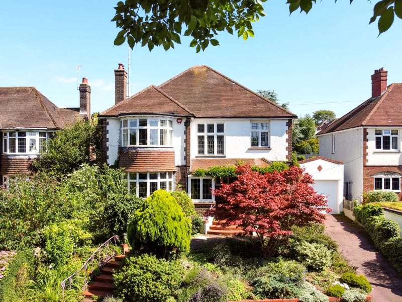 100 Goldstone Crescent - Assisted Living in Hove, England photo 2