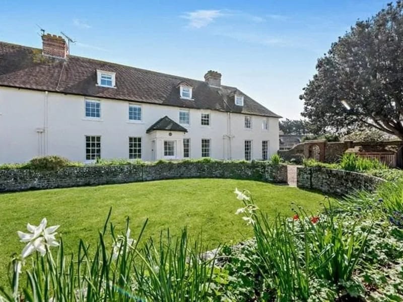 Milchester House - Assisted Living in Seaford, England photo 2