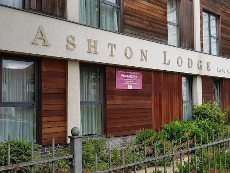 Ashton Lodge Care Home in London, England photo 9