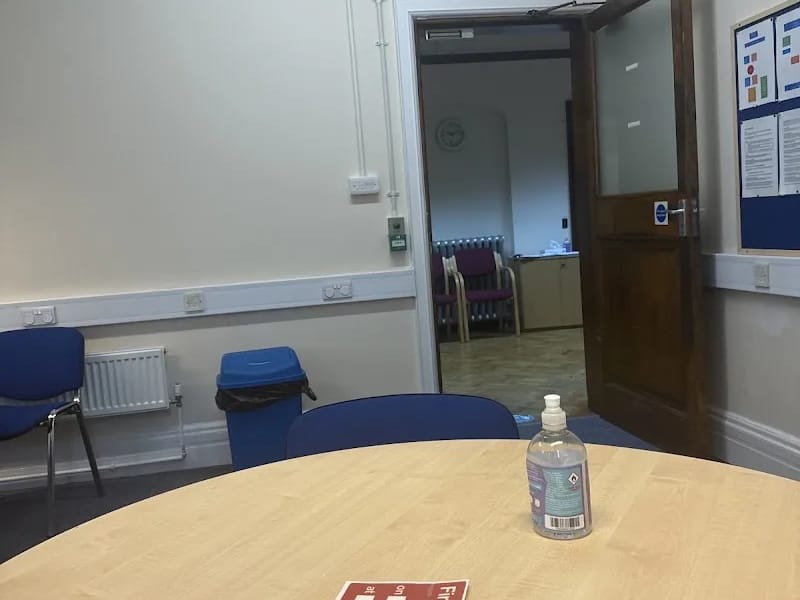 Ashton Lodge Care Home in London, England photo 4