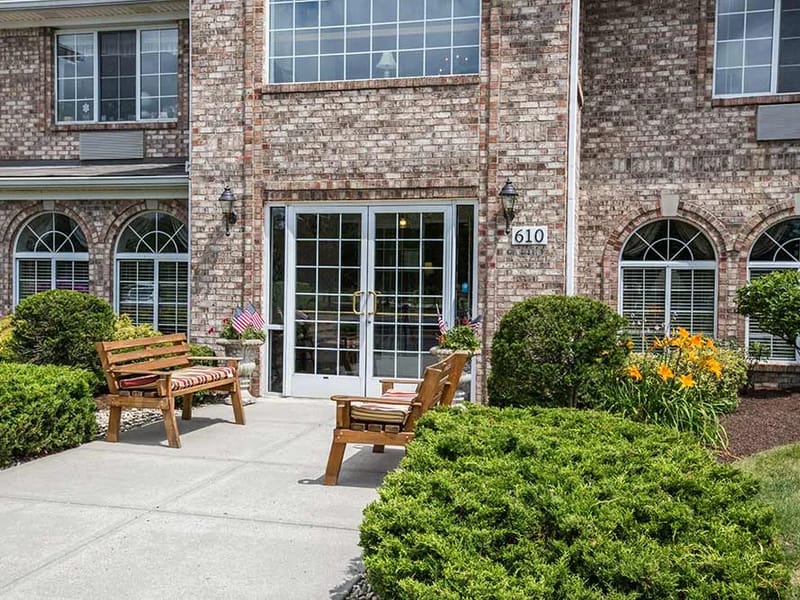 Crownpointe Of Lebanon - Assisted Living in Lebanon, IN photo 2