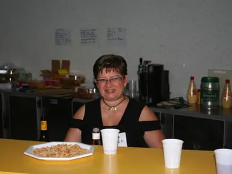 Jendot in Gloucester, England photo 1
