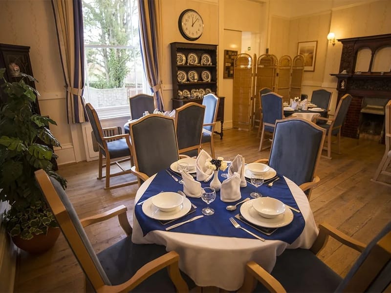 Birchwood House Rest Home - Nursing Home in Tunbridge Wells, England photo 2